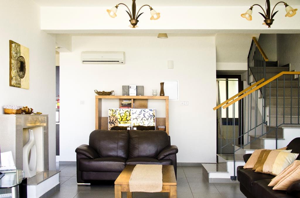 Esprit Villa 20 Polis Chambre photo